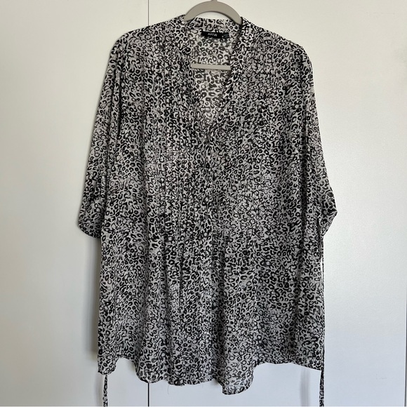 Apt 9 Black White Leopard Print Button Up 3/4 Sleeve Blouse size 1X - Picture 1 of 8